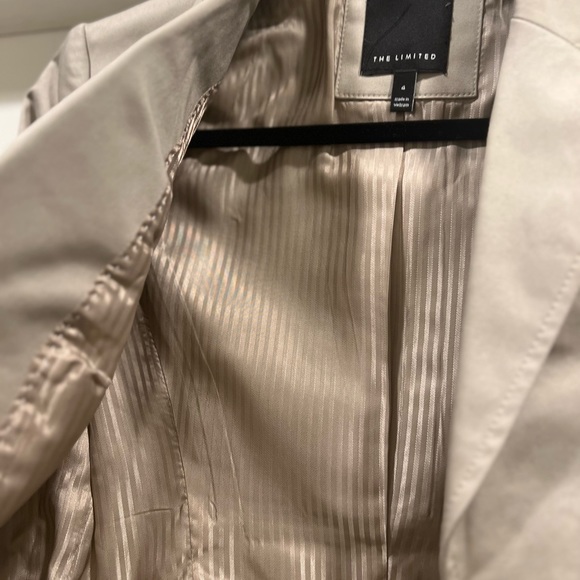 Khaki blazer/suit Jacket size 4 with gold buttons from The Limited - Picture 5 of 5